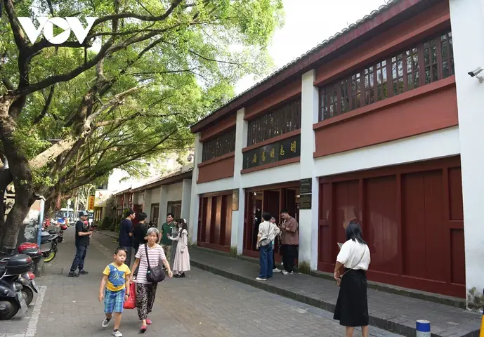 Ánh Đèn Nơi Thành Thị Tập 1