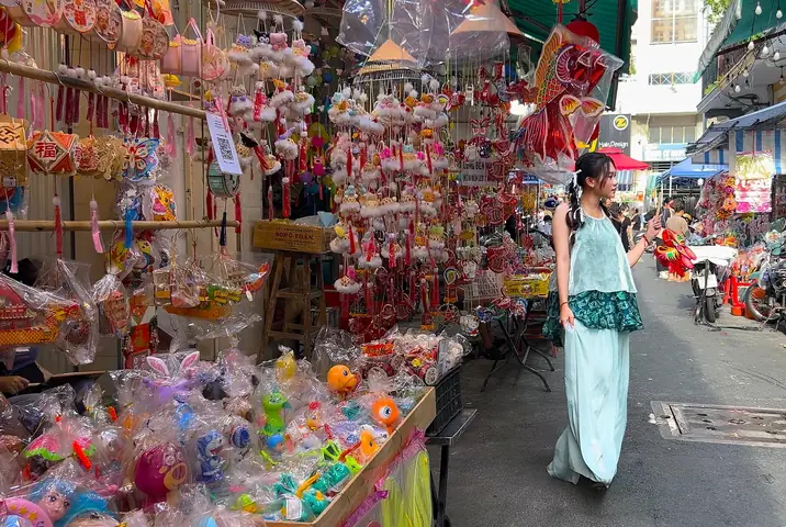 Bán Lồng Đèn Giấy Kiếng