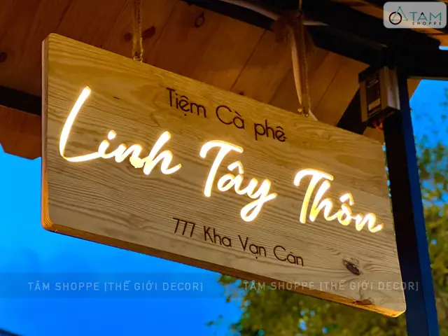 Bảng Hiệu Gỗ Đèn Led