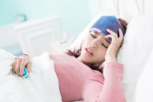 Bị Sốt Trong Ngày Đèn Đỏ