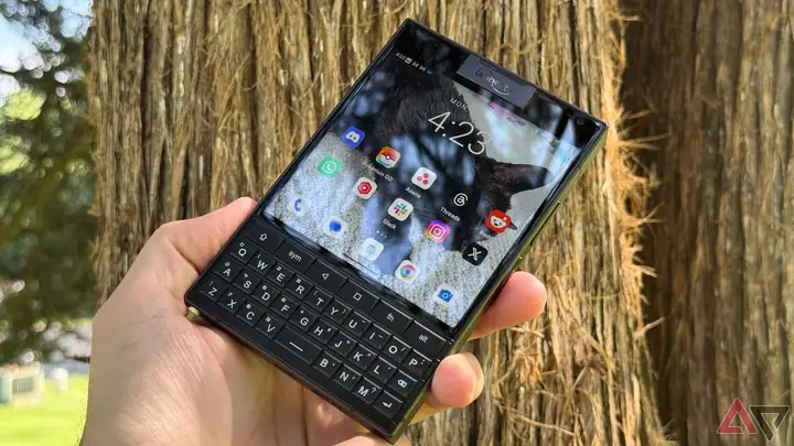 Blackberry Passport Không Lên Nguồn Báo Đèn Đỏ