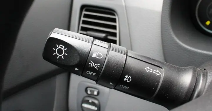 Cách Bật Đèn Xe Ô Tô Honda City