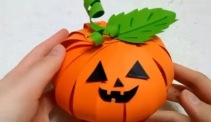 Cách Làm Đèn Bí Ngô Halloween