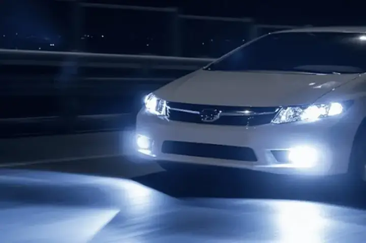 Cách Sử Dụng Đèn Led Van Xe
