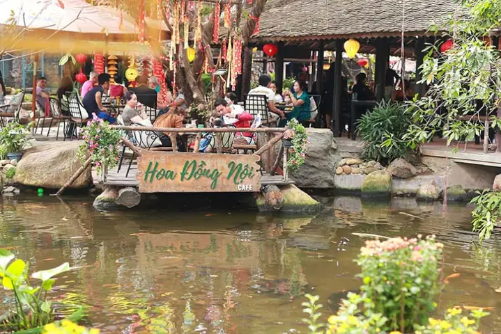 Cafe Đèn Mờ Ở Nha Trang