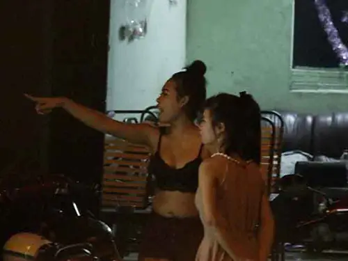 Cafe Đèn Mờ Quốc Lộ 51