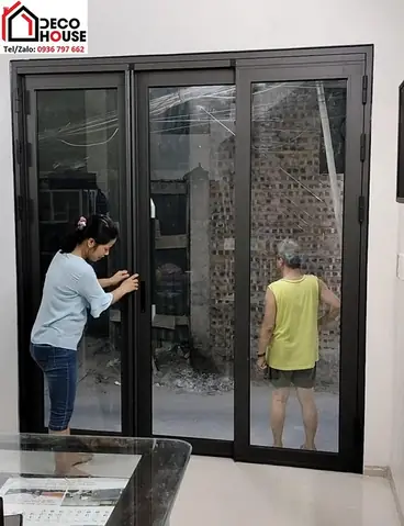 Con Quay 3 Cánh Có Đèn