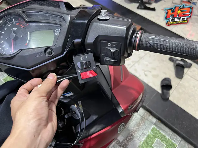 Công Tắc Đèn Xe Exciter 150
