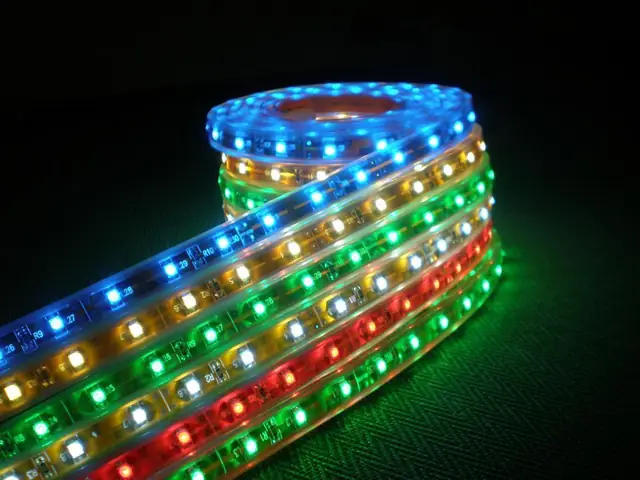 Cuộn Đèn Led Dây Dán 5m Đổi Nhiều Màu