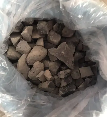 Đánh Cá Bằng Đất Đèn