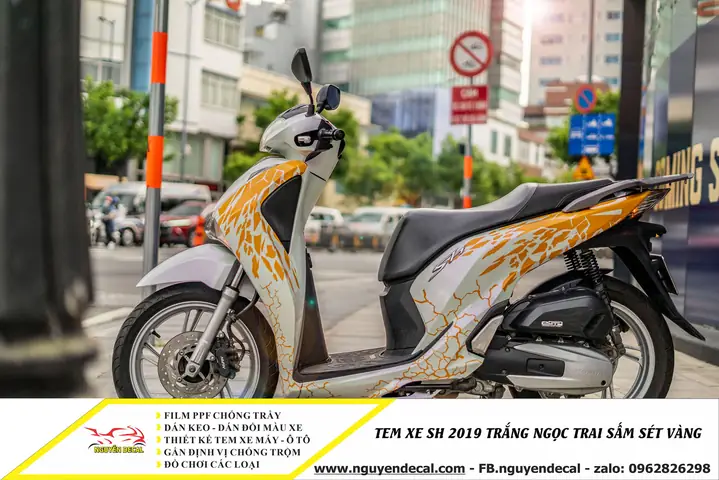 Đèn Chớp Sấm Sét Xe Máy