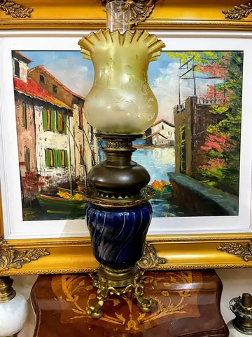 Đèn Dầu Cổ Châu Âu