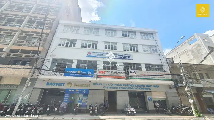 Đèn Hoà Nguyên Nguyễn Công Trứ