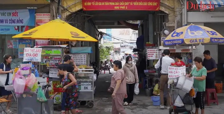 Đèn Hoà Nguyên Nguyễn Công Trứ
