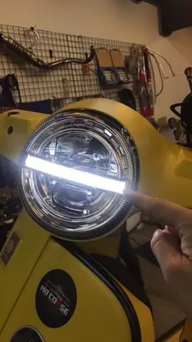Đèn Led Cho Xe Vespa