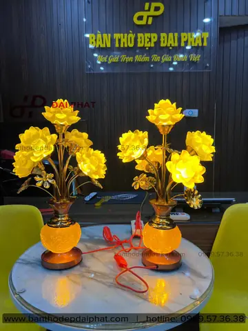 Giá Bán Đèn Thờ Hoa Sen