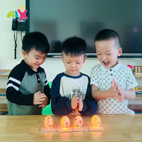 Giáo Án Tạo Hình Trang Trí Đèn Ngủ