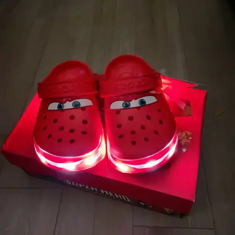 Giày Sandal Có Đèn Cho Bé Trai
