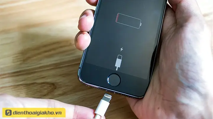 Iphone Có Đèn Báo Sạc Không
