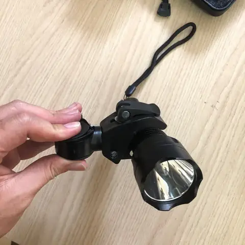 Kẹp Đèn Pin Xe Đạp