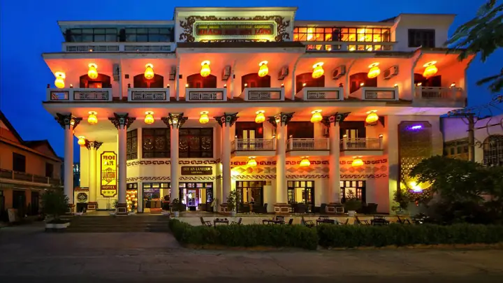 Khách Sạn Lồng Đèn Hội An