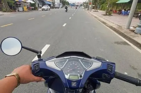 Kính Chiếu Hậu Xe Máy Có Đèn