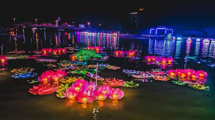 Lễ Hội Đèn Cần Thơ