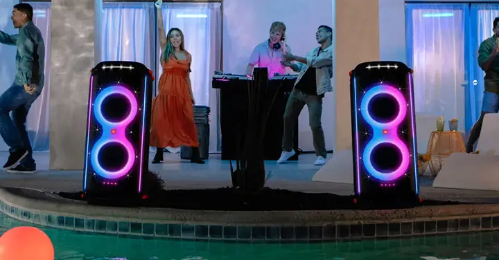 Loa Bluetooth Có Đèn Led