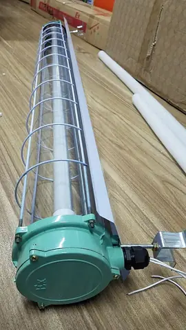 Máng Đèn Chống Cháy Nổ