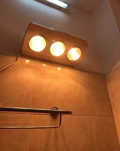 Mẫu Đèn Sưởi Nhà Tắm