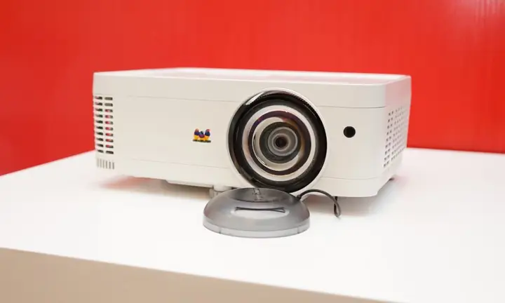 Máy Chiếu Bóng Đèn Led