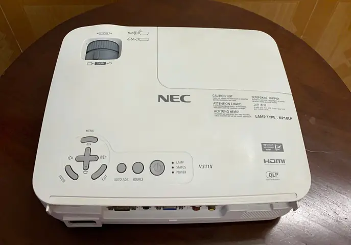 Máy Chiếu Nec Báo Đèn Status