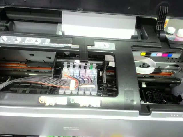 Máy In Epson 1390 Báo Đèn Mực