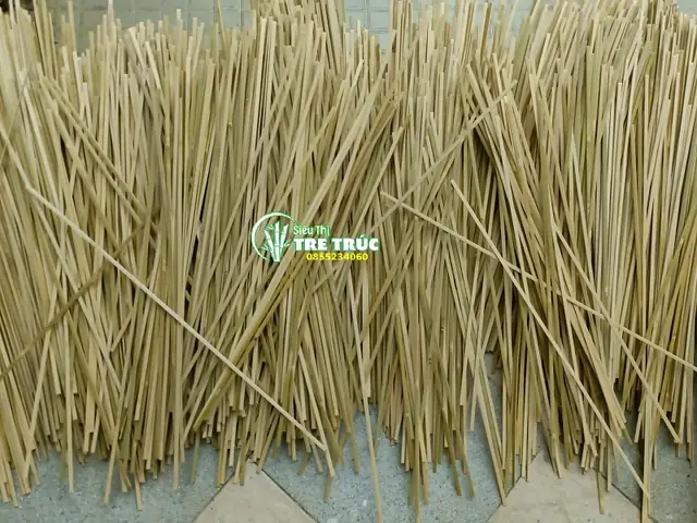 Mua Tre Làm Lồng Đèn