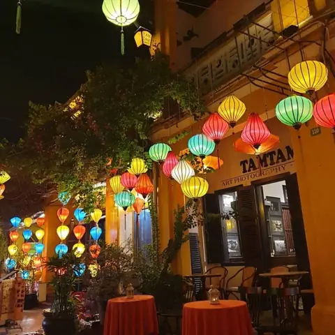 Nhà Hàng Đèn Lồng Đà Nẵng