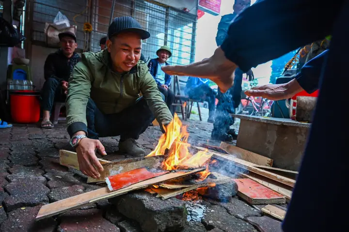 Nhiệt Độ Của Ngọn Lửa Đèn Cồn