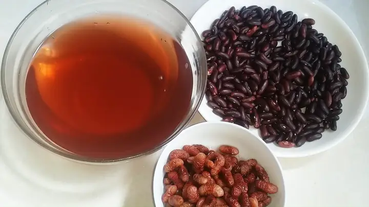 Nước Đậu Đỏ Cho Ngày Đèn Đỏ