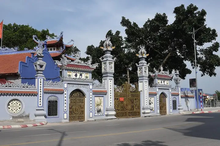 Phố Đèn Đỏ Ở Lạng Sơn