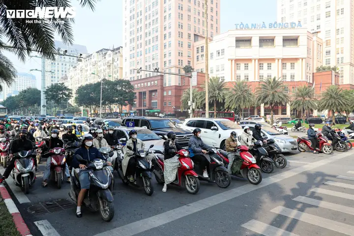 Phố Đèn Đỏ Ở Lạng Sơn