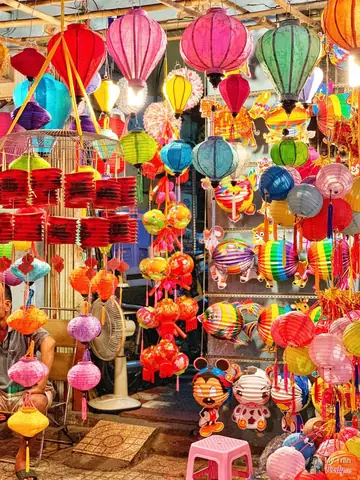 Phố Lông Đèn Quận 7