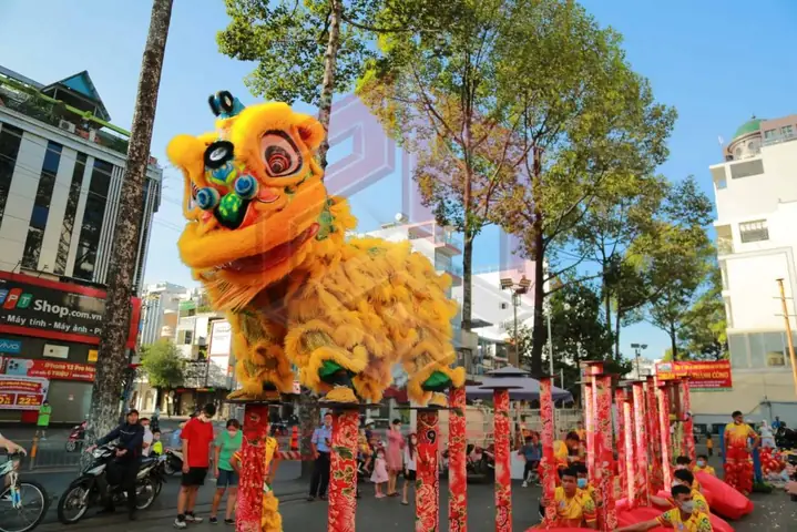 Rước Đèn Trung Thu Múa