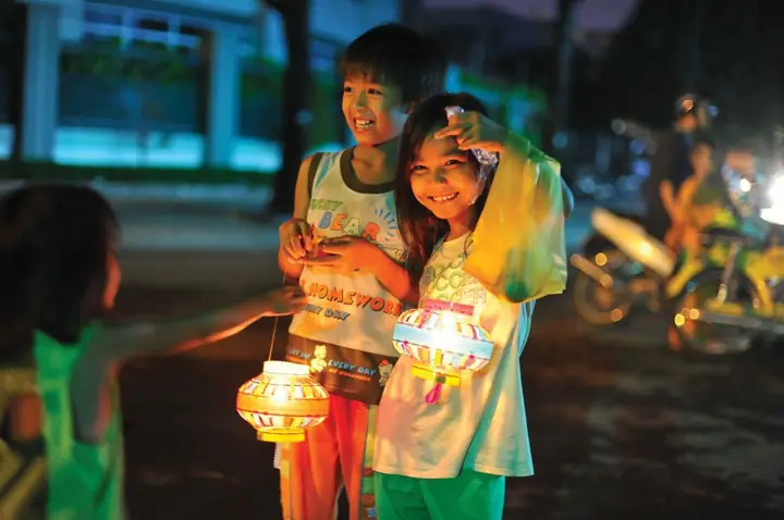 Rước Đèn Trung Thu Xưa