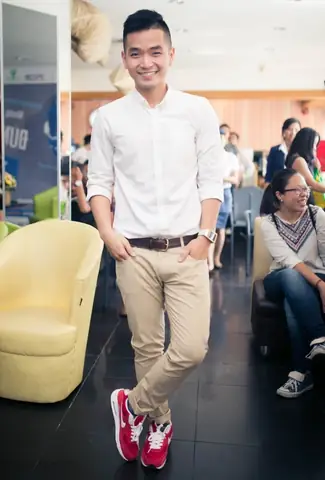 Sài Gòn Bao Nhiêu Đèn Đỏ Tùng Leo