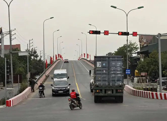 Tai Nạn Giao Thông Đèn Xanh Đèn Đỏ