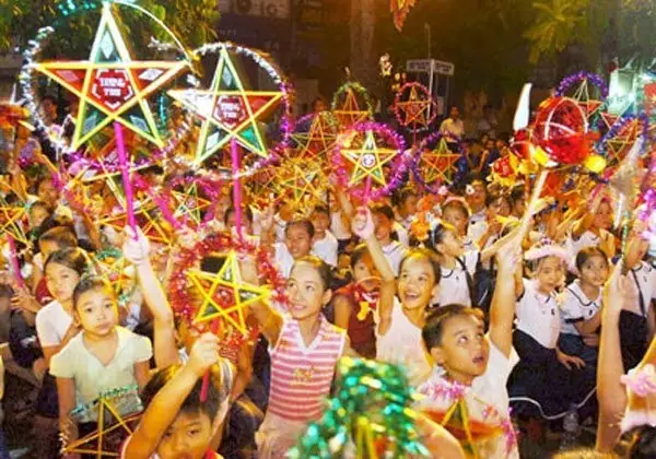 Trò Chơi Rước Đèn Ông Sao