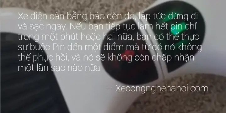 Xe Điện Cân Bằng Báo Đèn Đỏ