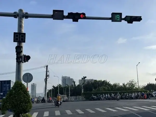 Ảnh Cột Đèn Giao Thông