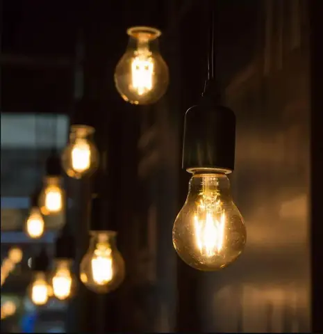 Ánh Sáng Đèn Sợi Đốt