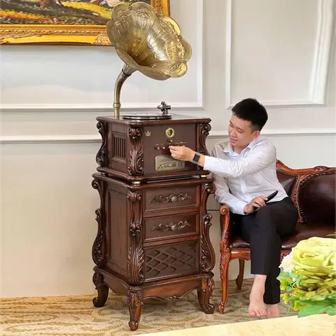 Bán Loa Kèn Cổ Và Radio Đèn