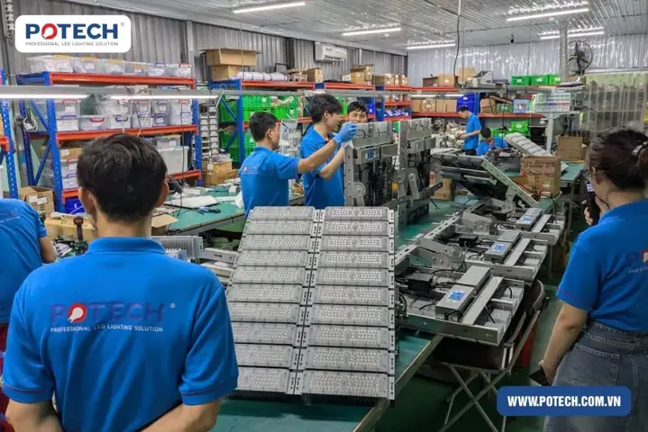 Bảng Giá Đèn Pha Led